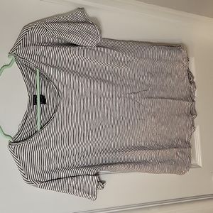 GAP XS Maternity shirt